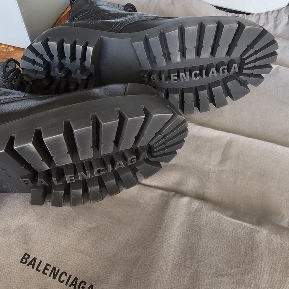 💎 Balenciaga Combat Boot - Picture 9 of 11